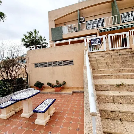 With Stunning Sea Views, Just One Street From The Vendégház